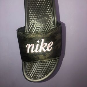 Women’s Nike slides